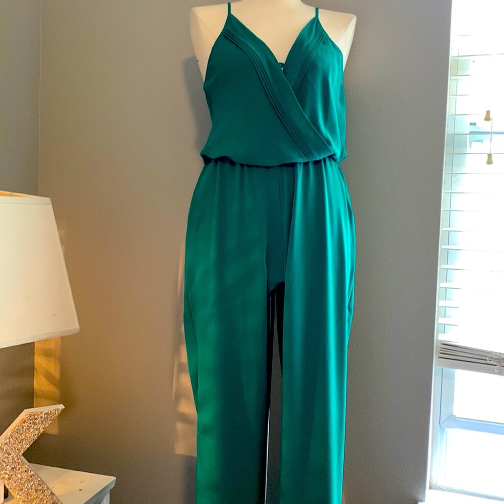 Romper That Is Sophisticated And Classy! - image 1